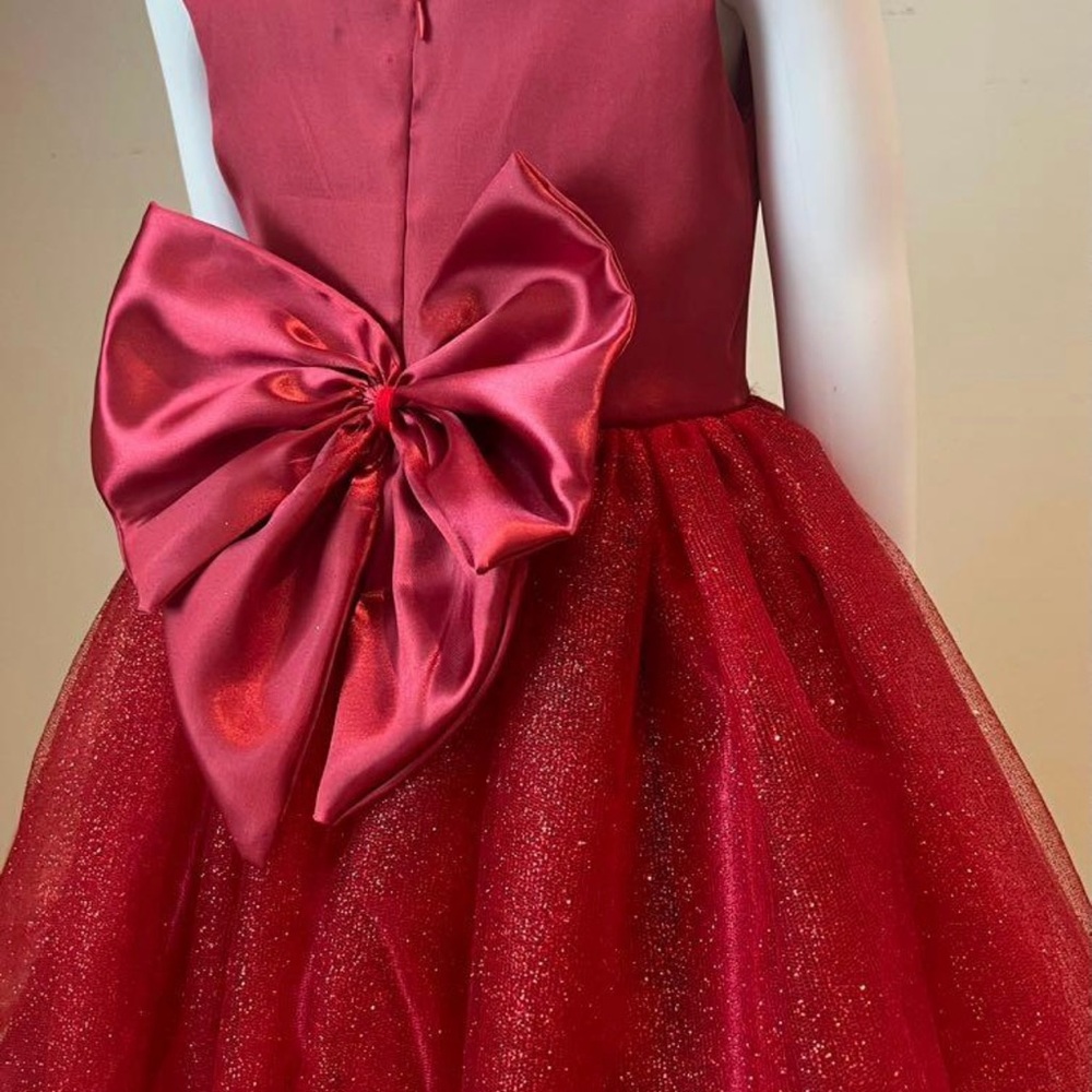 Red Fit and Flare Sleeveless Prom Dress
